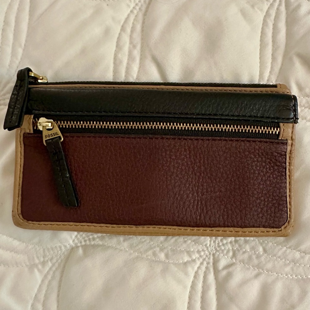 Fossil Vintage Black, Brown, and Tan Leather Wallet
